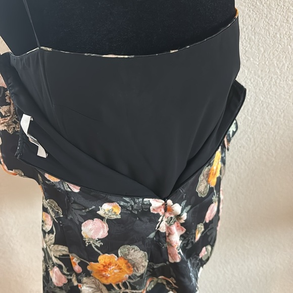 WAYF Strapless Tiered Flowing Floral Print Top 0101 - Picture 12 of 12